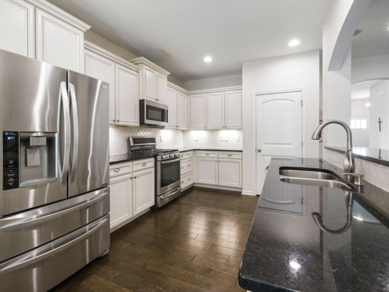 Dark color Quartz countertop