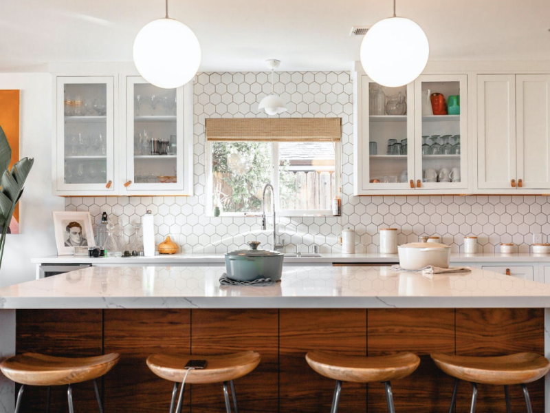 Well-maintained Kitchen Countertop